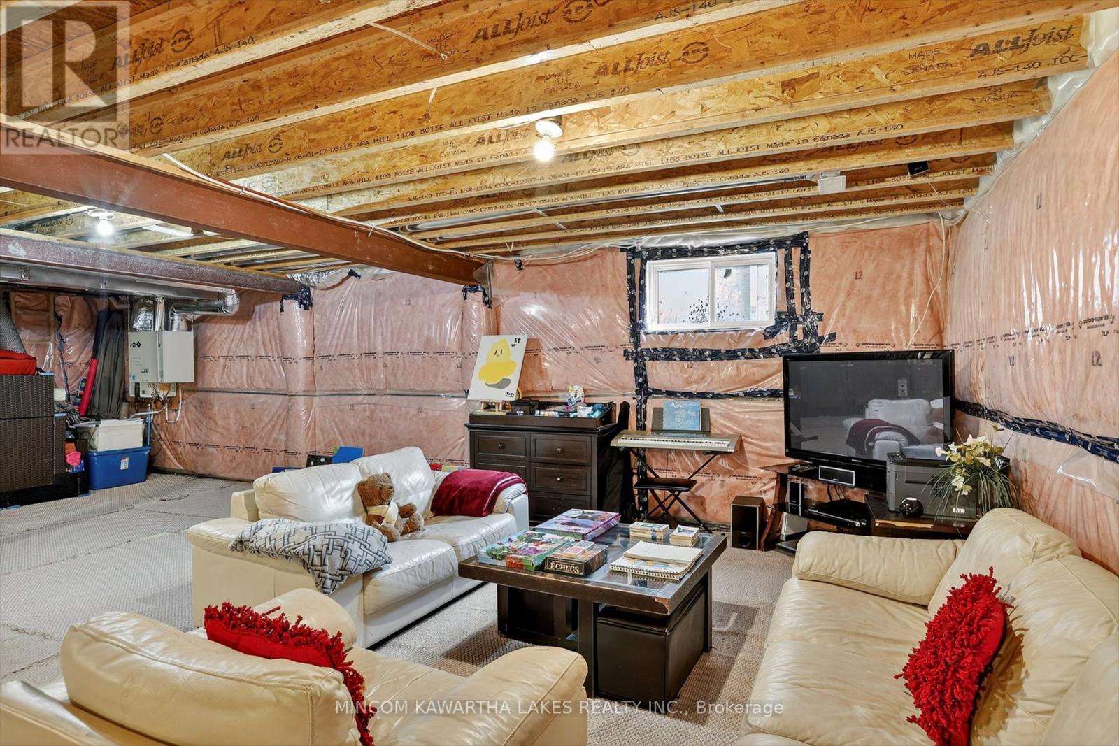 742 Sawmill Road, Peterborough (Northcrest Ward 5), Ontario  K9L 0G3 - Photo 36 - X12512698