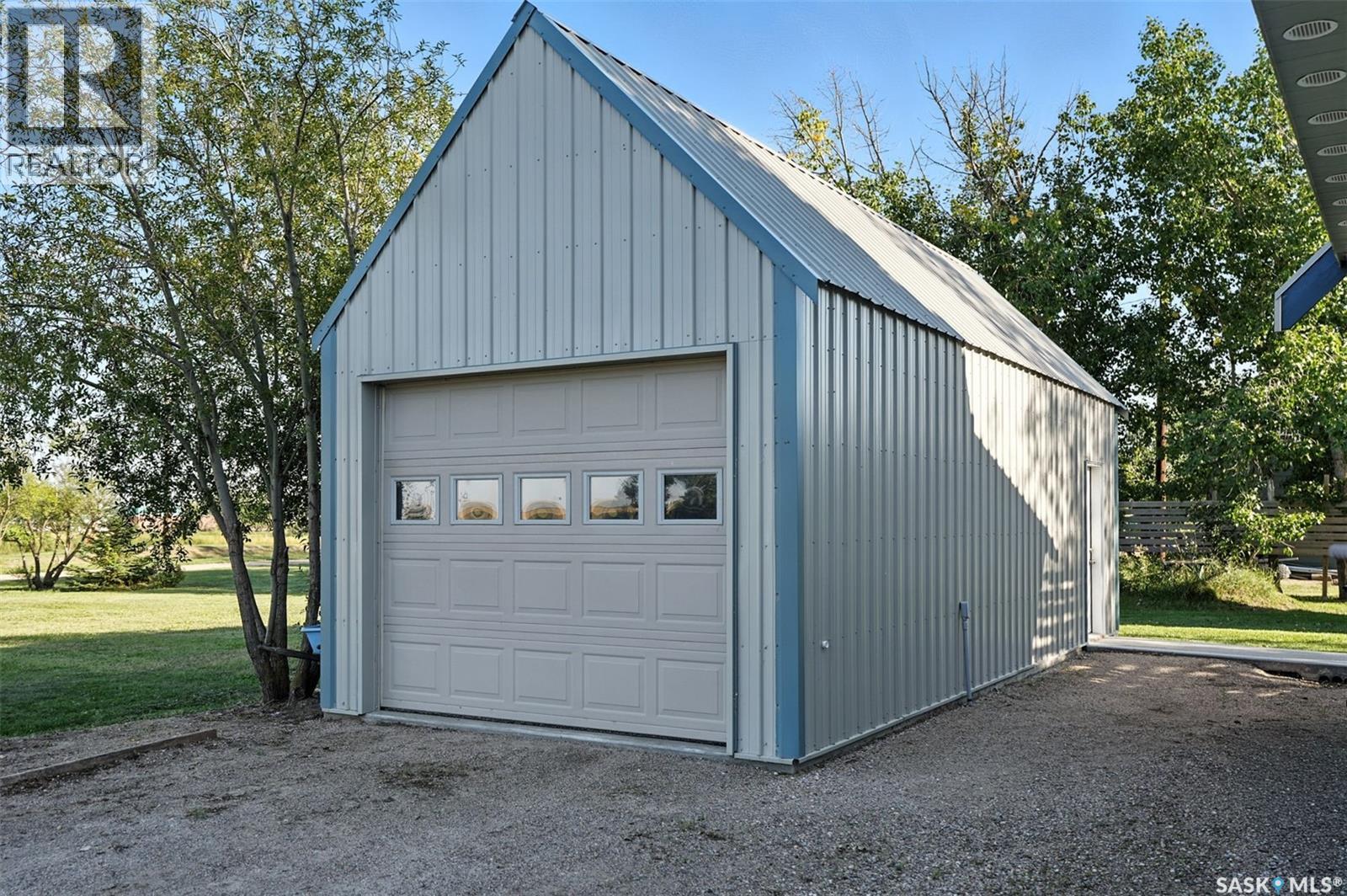 224 Bird Street, Loreburn, Saskatchewan  S0H 2S0 - Photo 33 - SK022483