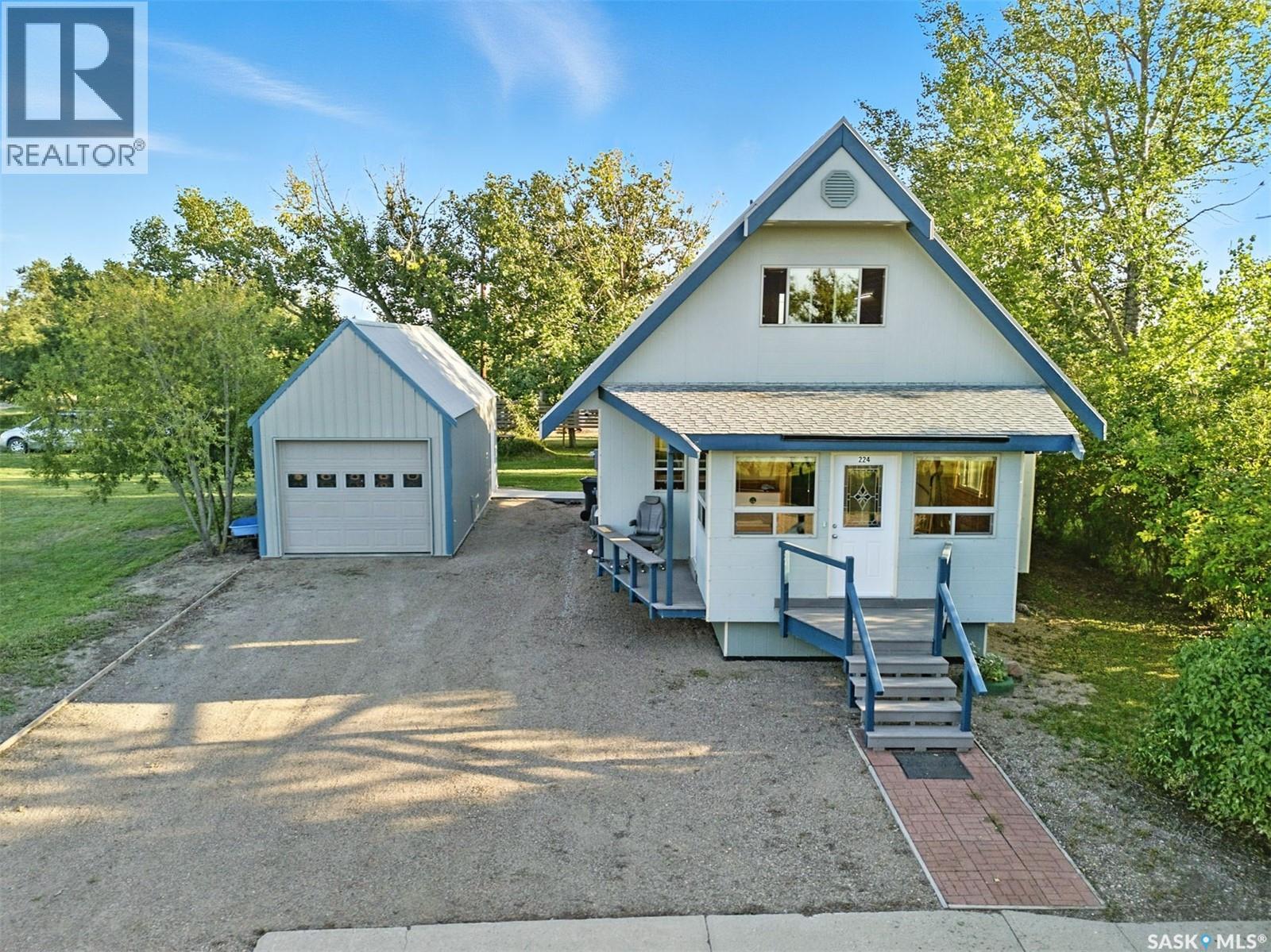 224 Bird Street, Loreburn, Saskatchewan  S0H 2S0 - Photo 34 - SK022483