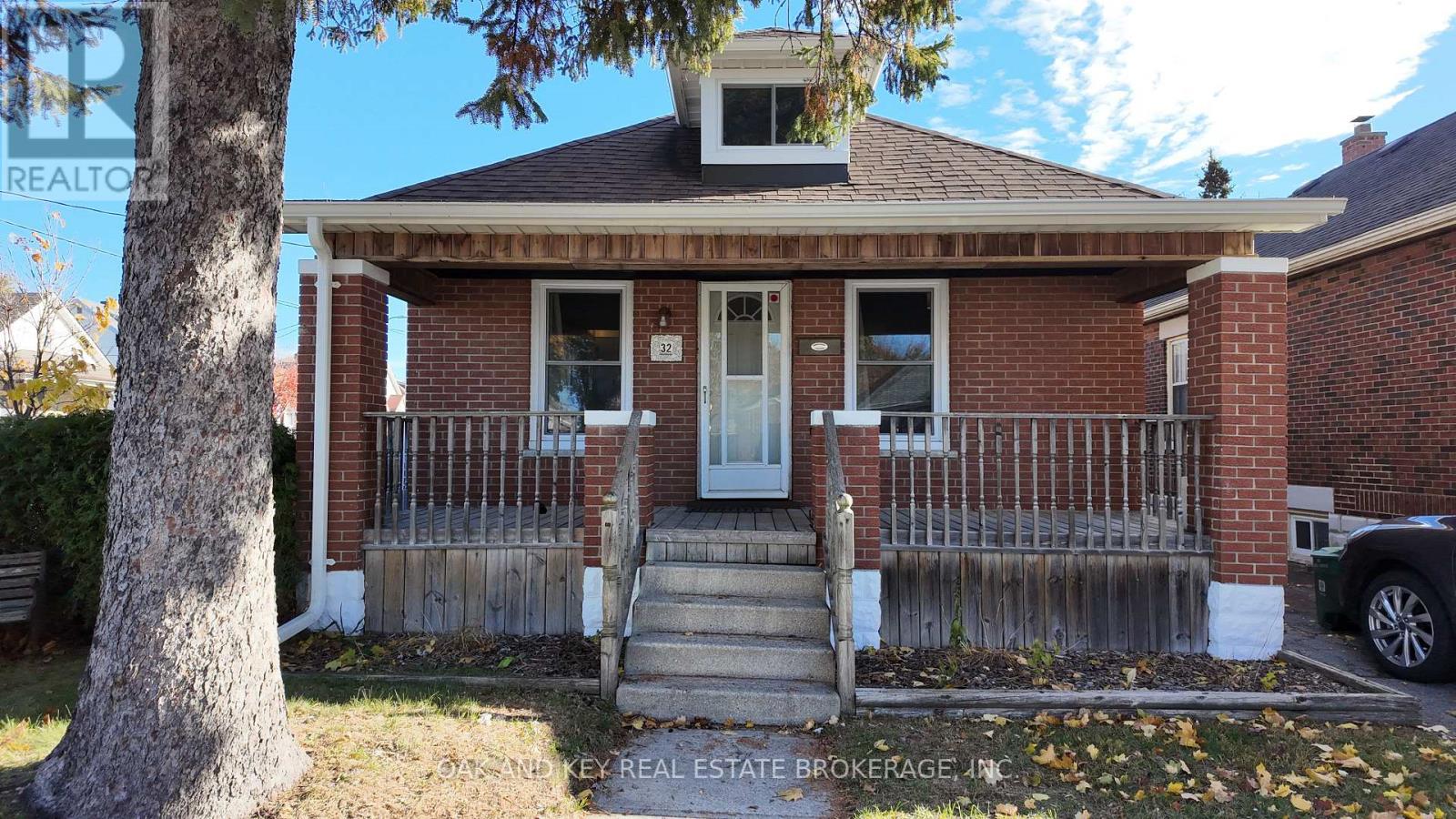 32 TENNYSON STREET, London East, Ontario