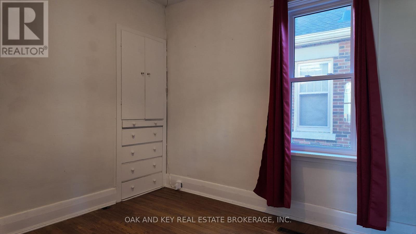 32 Tennyson Street, London East, Ontario  N5Z 2K7 - Photo 10 - X12512638