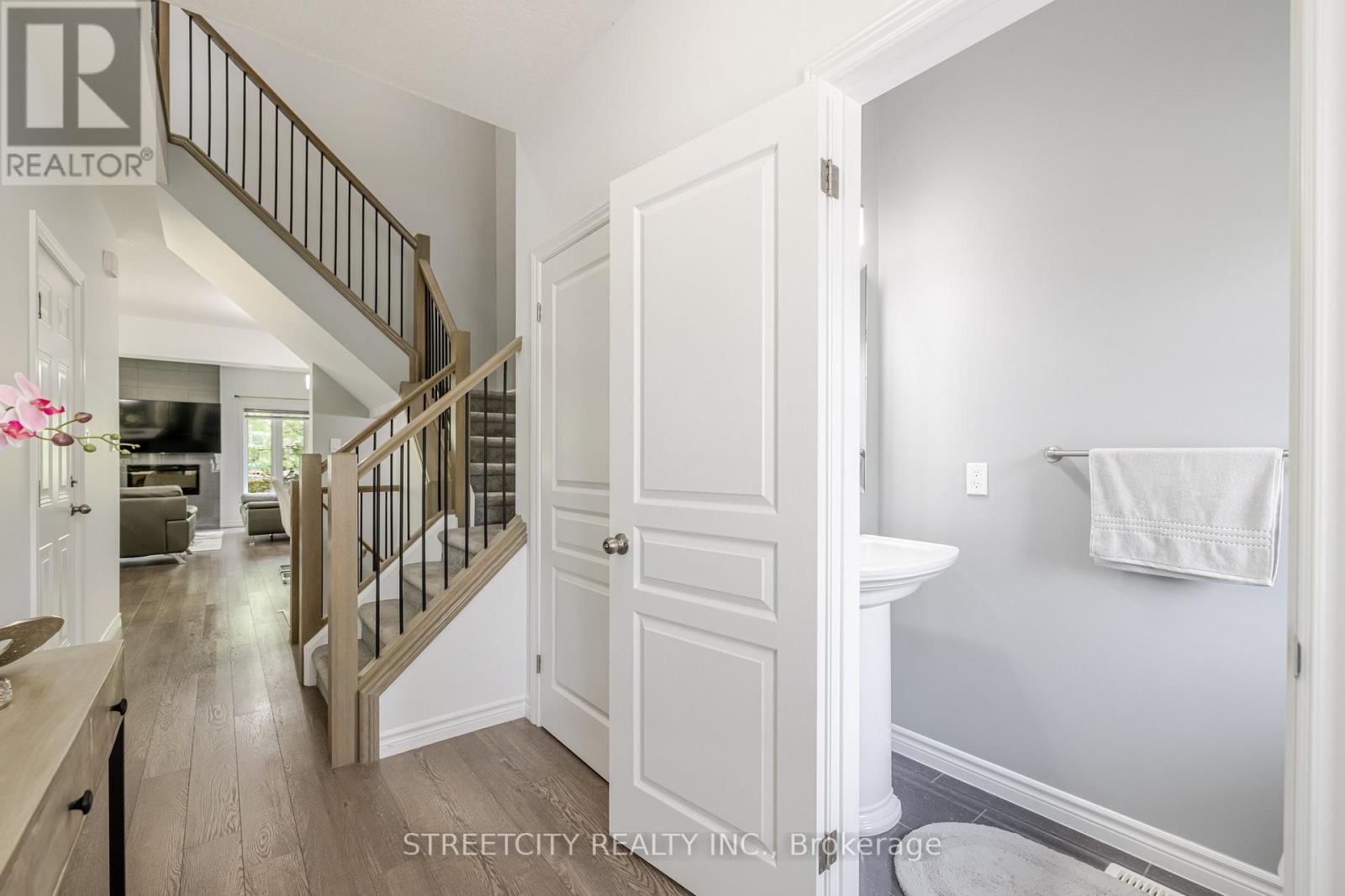 99 - 1924 Cedarhollow Boulevard, London North, Ontario  N5X 0C3 - Photo 6 - X12512724