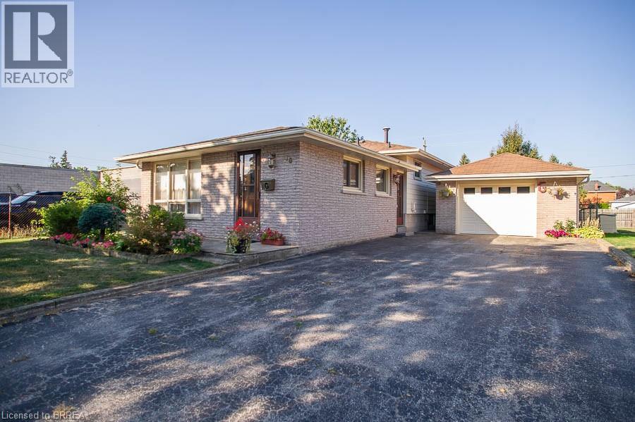 10 Linden Avenue, Brantford, Ontario  N3S 7E2 - Photo 2 - 40785861