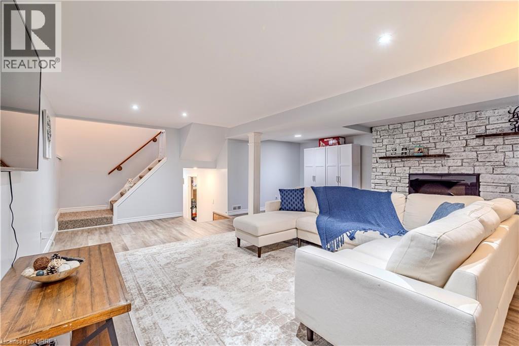 17 Kanata Crescent, Brantford, Ontario  N3R 7E8 - Photo 10 - 40784144