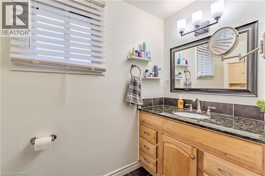 17 Kanata Crescent, Brantford, Ontario  N3R 7E8 - Photo 13 - 40784144