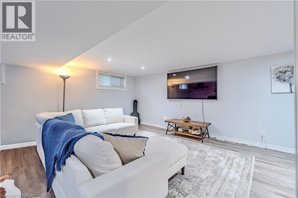 17 Kanata Crescent, Brantford, Ontario  N3R 7E8 - Photo 7 - 40784144