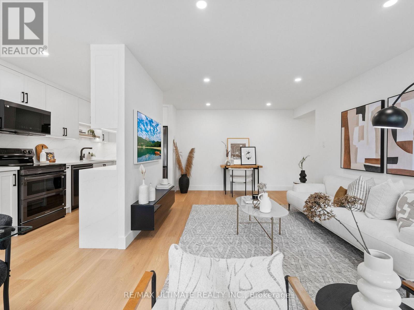 201 - 1815 O'connor Drive, Toronto, Ontario  M4A 2P9 - Photo 14 - C12512330