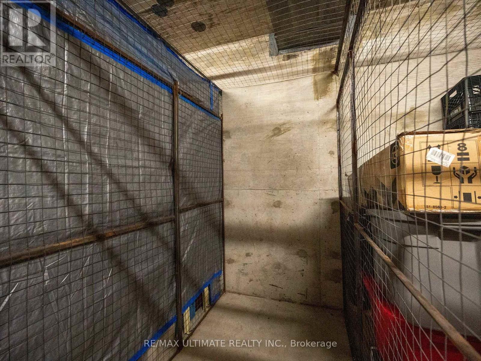 201 - 1815 O'connor Drive, Toronto, Ontario  M4A 2P9 - Photo 39 - C12512330