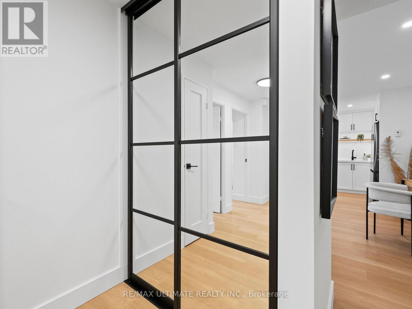 201 - 1815 O'connor Drive, Toronto, Ontario  M4A 2P9 - Photo 4 - C12512330