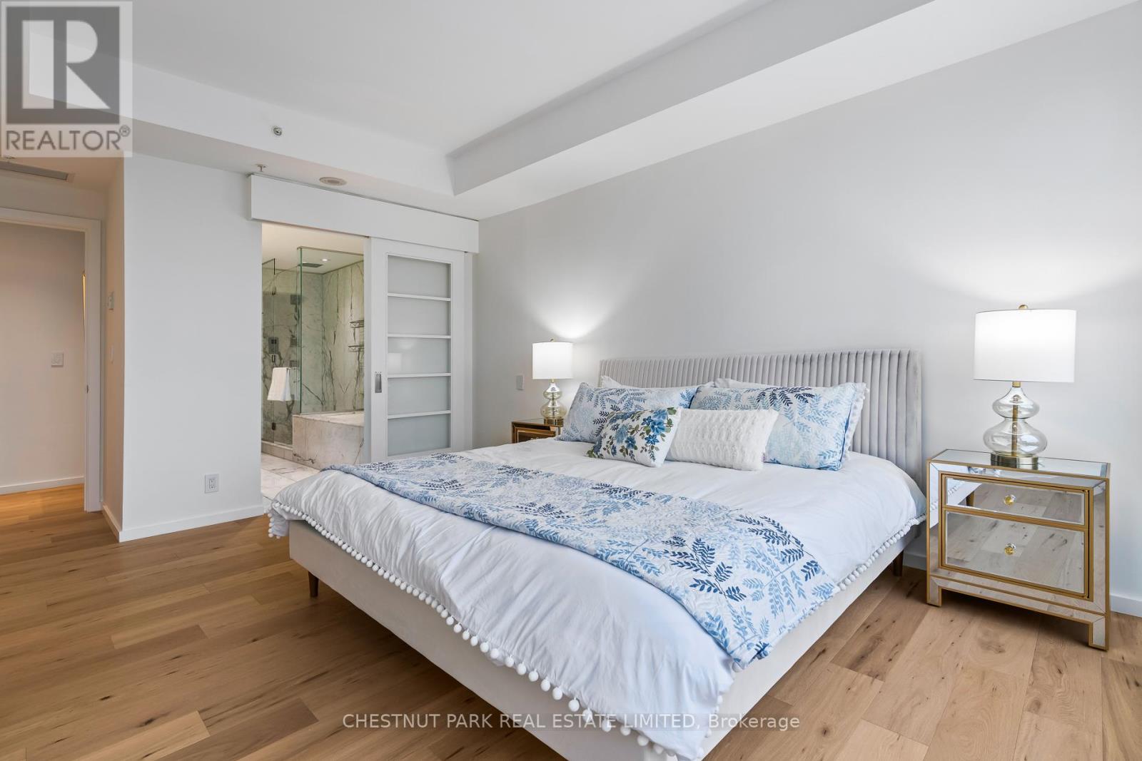 2906 - 180 University Avenue, Toronto, Ontario  M5H 0A2 - Photo 17 - C12512362