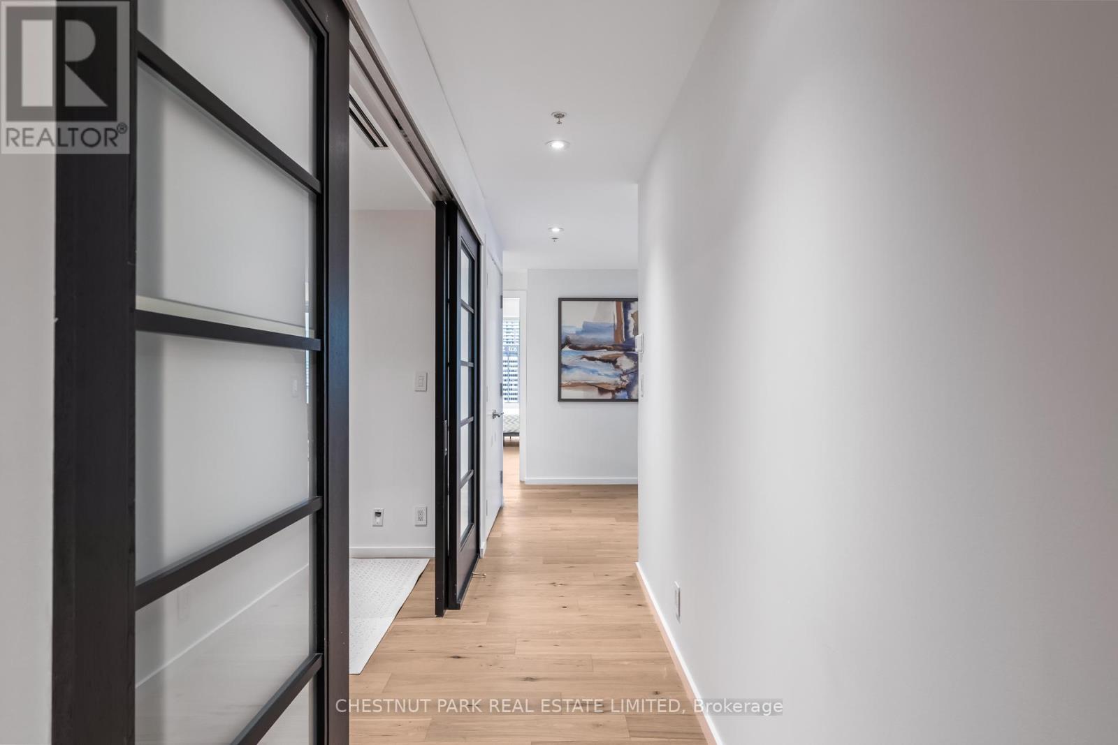 2906 - 180 University Avenue, Toronto, Ontario  M5H 0A2 - Photo 6 - C12512362
