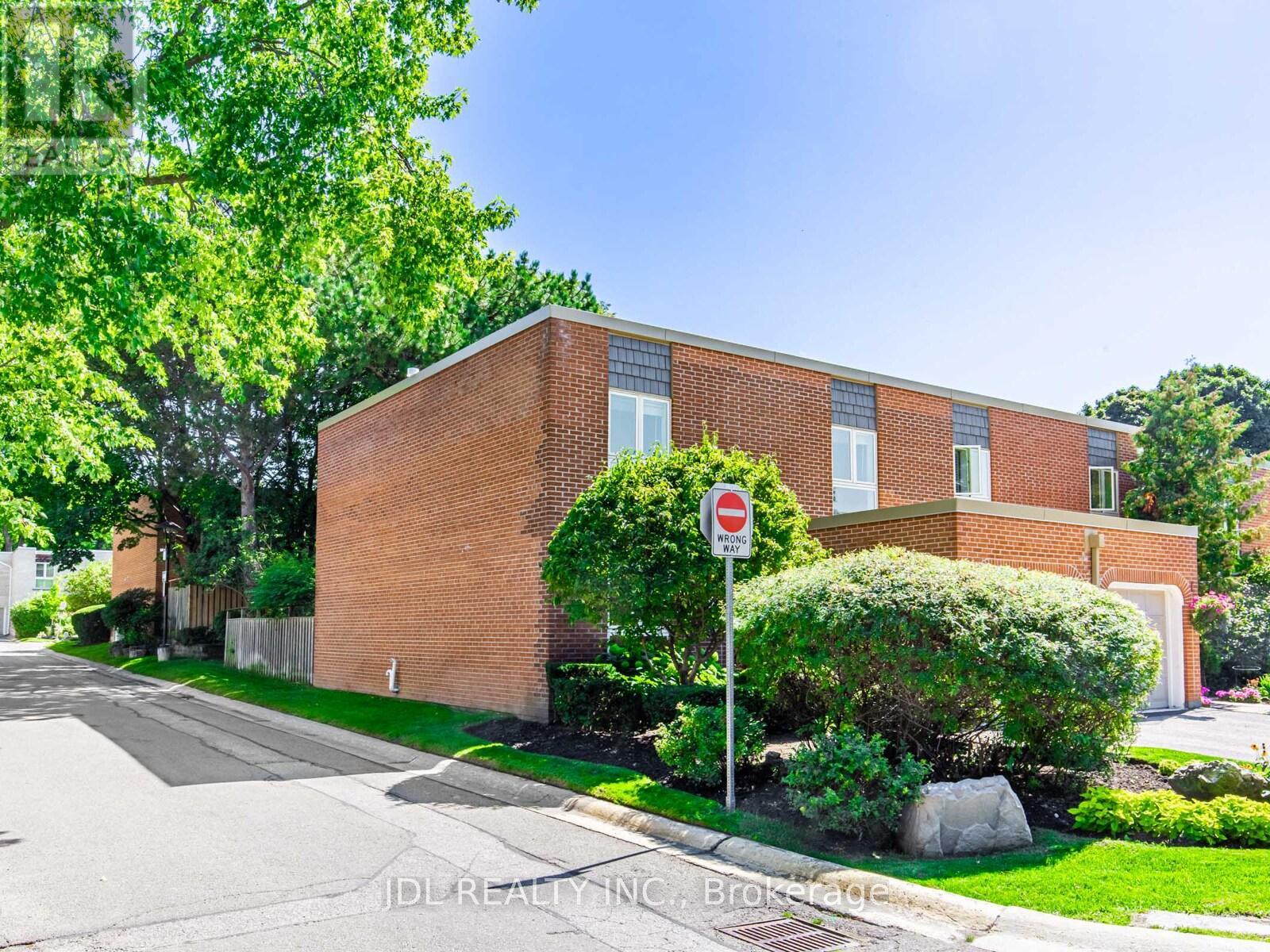 217 - 29 Scenic Mill Way, Toronto, Ontario  M2L 1S4 - Photo 3 - C12512396