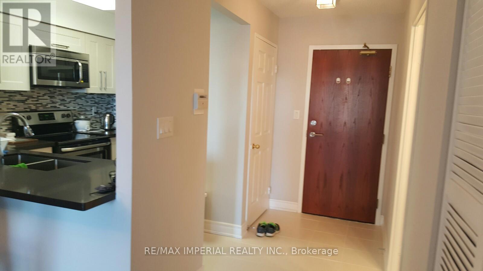 1006 - 35 Empress Avenue, Toronto, Ontario  M2N 6T3 - Photo 8 - C12512518