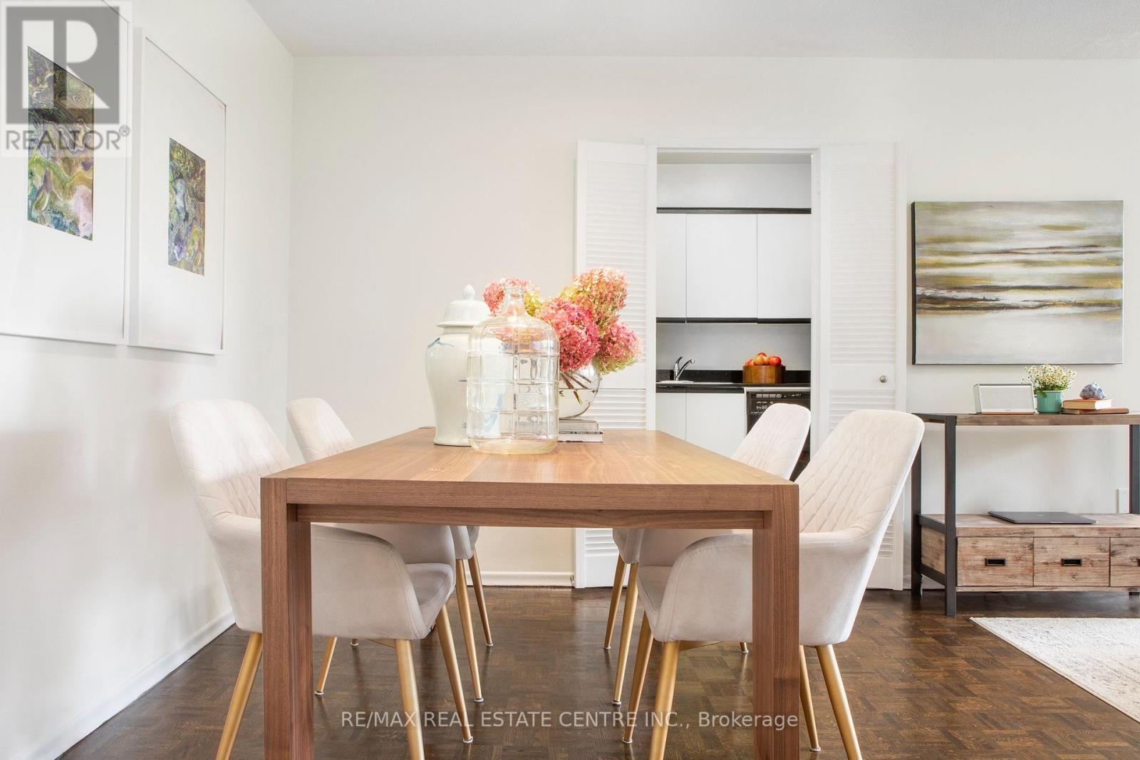 1604 - 100 Graydon Hall Drive, Toronto, Ontario  M3A 3A8 - Photo 8 - C12512542