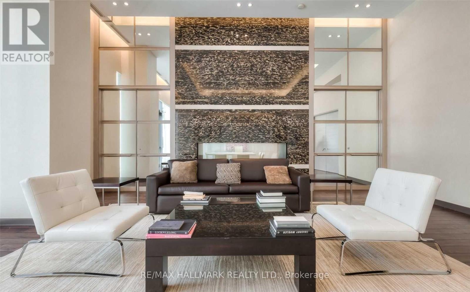 1619 - 70 Roehampton Avenue, Toronto, Ontario  M4P 1R2 - Photo 15 - C12512572