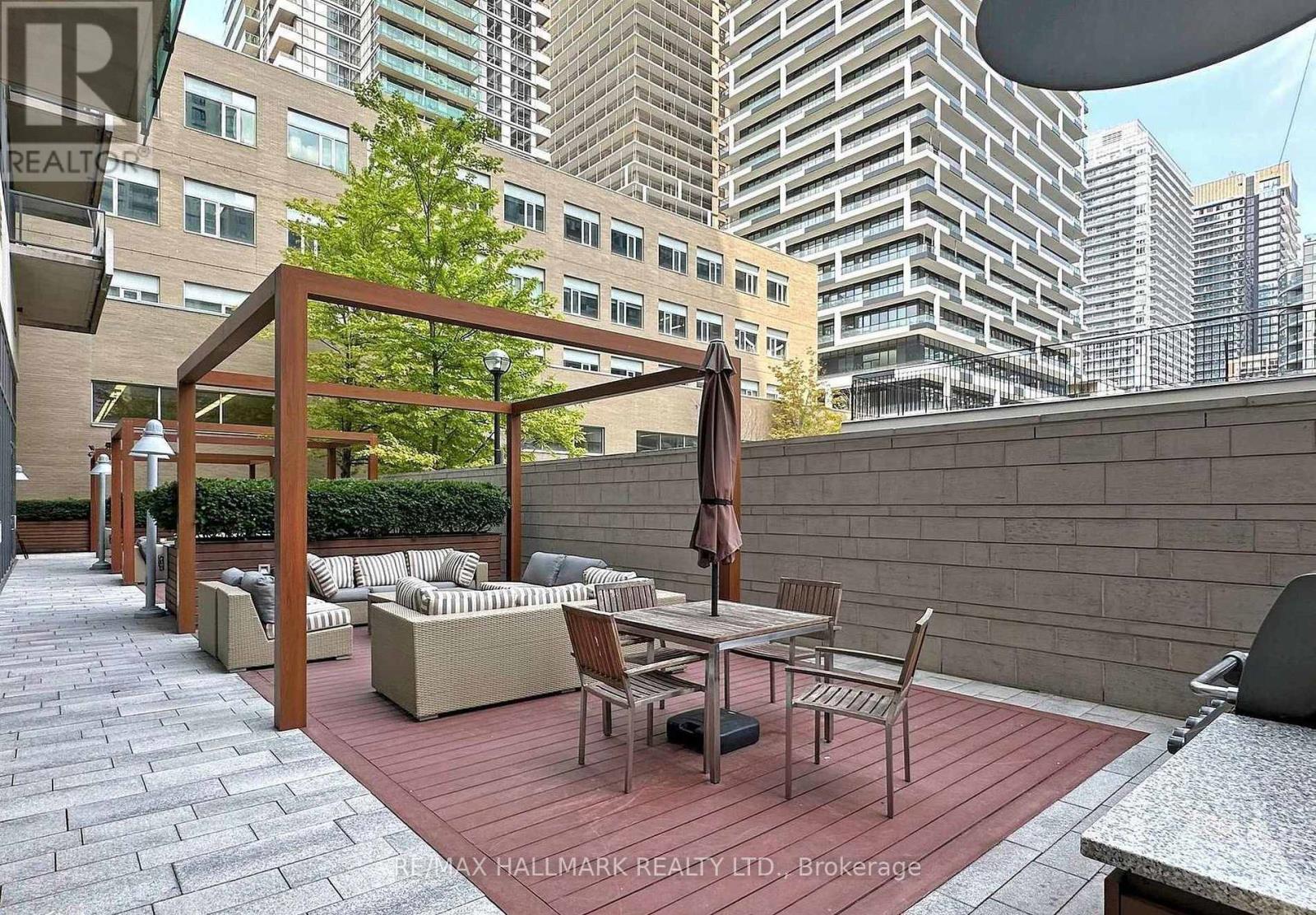 1619 - 70 Roehampton Avenue, Toronto, Ontario  M4P 1R2 - Photo 20 - C12512572