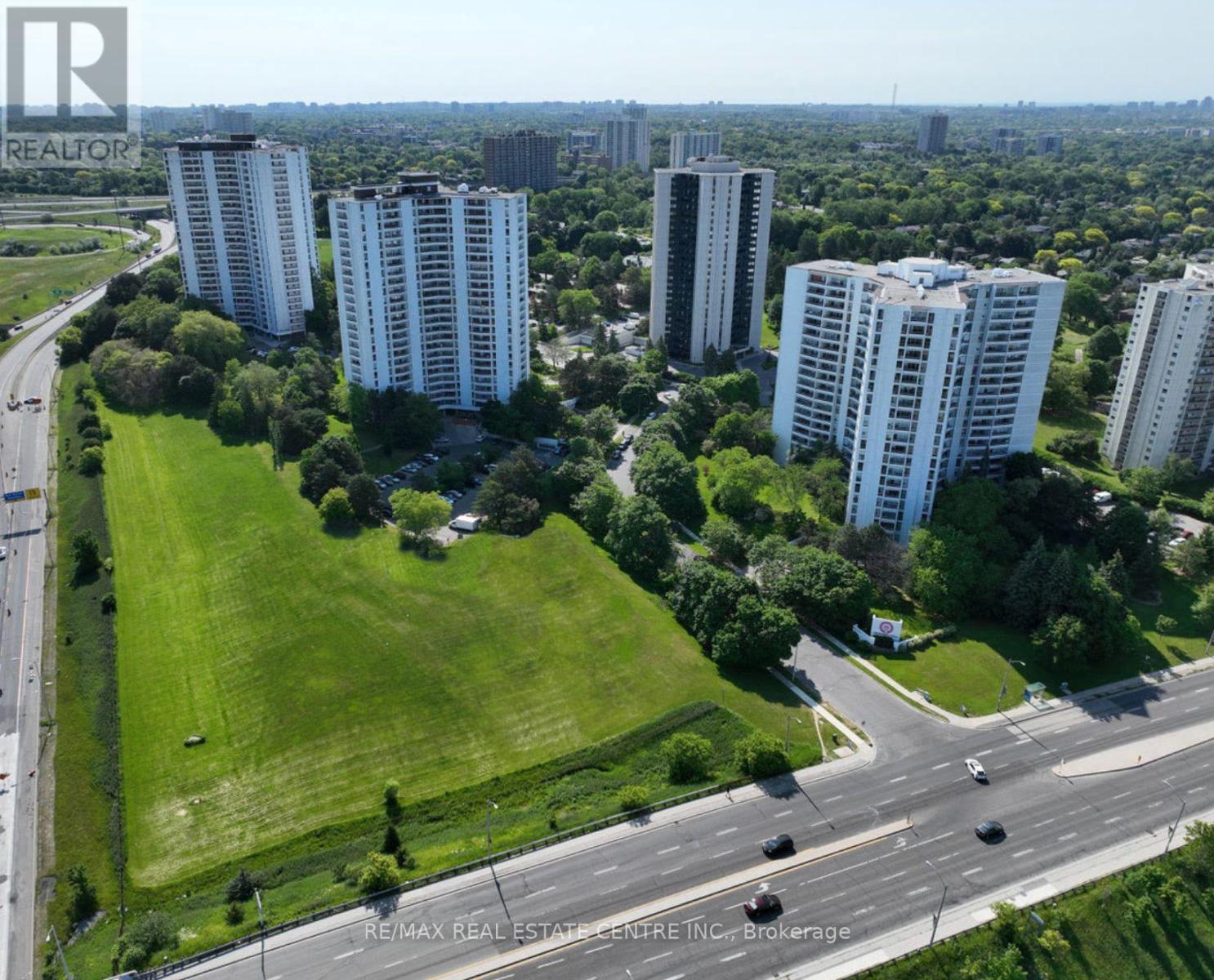 705 - 100 GRAYDON HALL DRIVE, Toronto, Ontario