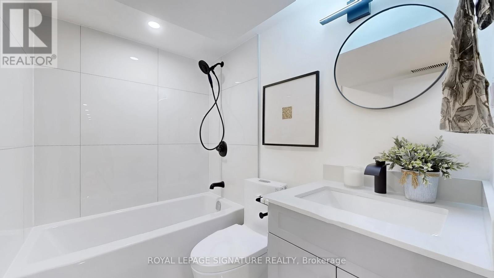 914 Broadview Avenue, Toronto, Ontario  M4K 2R1 - Photo 23 - E12512406