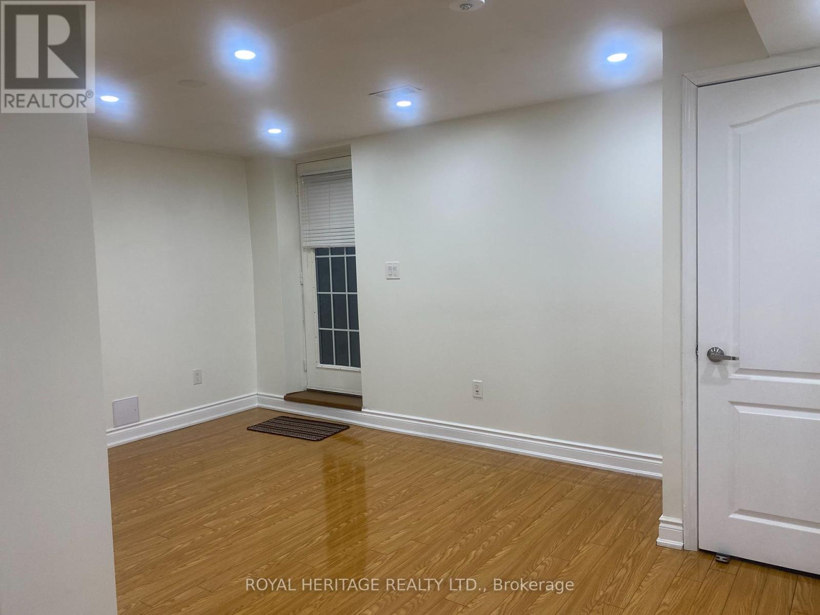 24 Reed Drive, Ajax, Ontario  L1S 5S1 - Photo 20 - E12512456