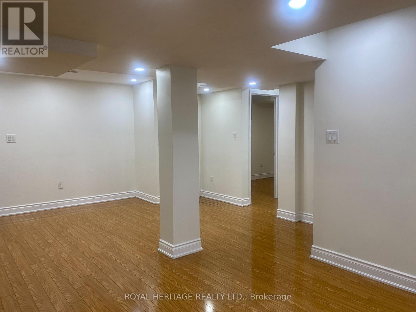 24 Reed Drive, Ajax, Ontario  L1S 5S1 - Photo 4 - E12512456