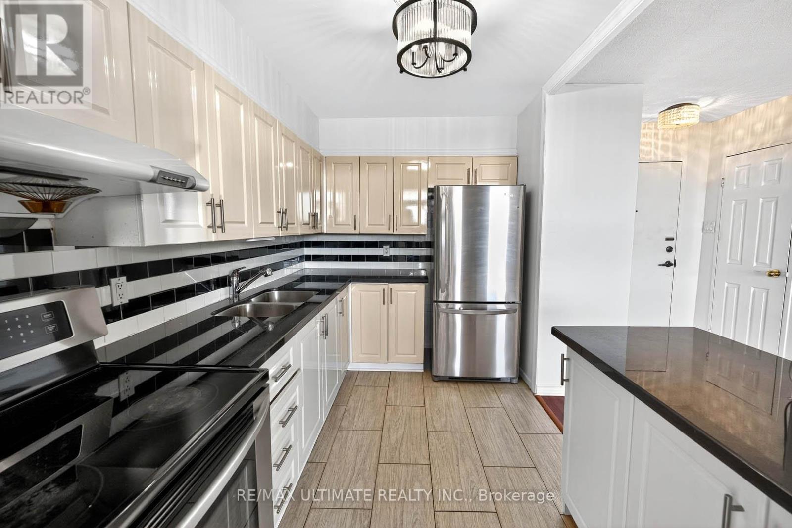 401 - 2550 Pharmacy Avenue, Toronto, Ontario M1W 1H9 - Photo 13 - E12512472