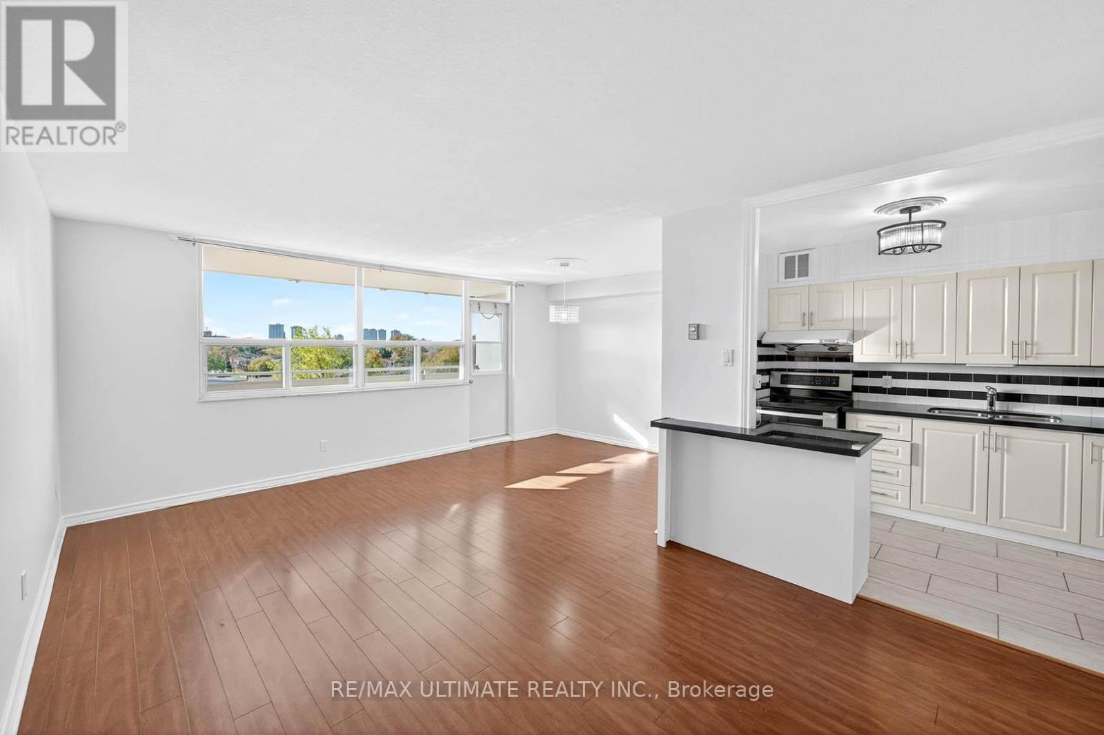 401 - 2550 Pharmacy Avenue, Toronto, Ontario M1W 1H9 - Photo 6 - E12512472