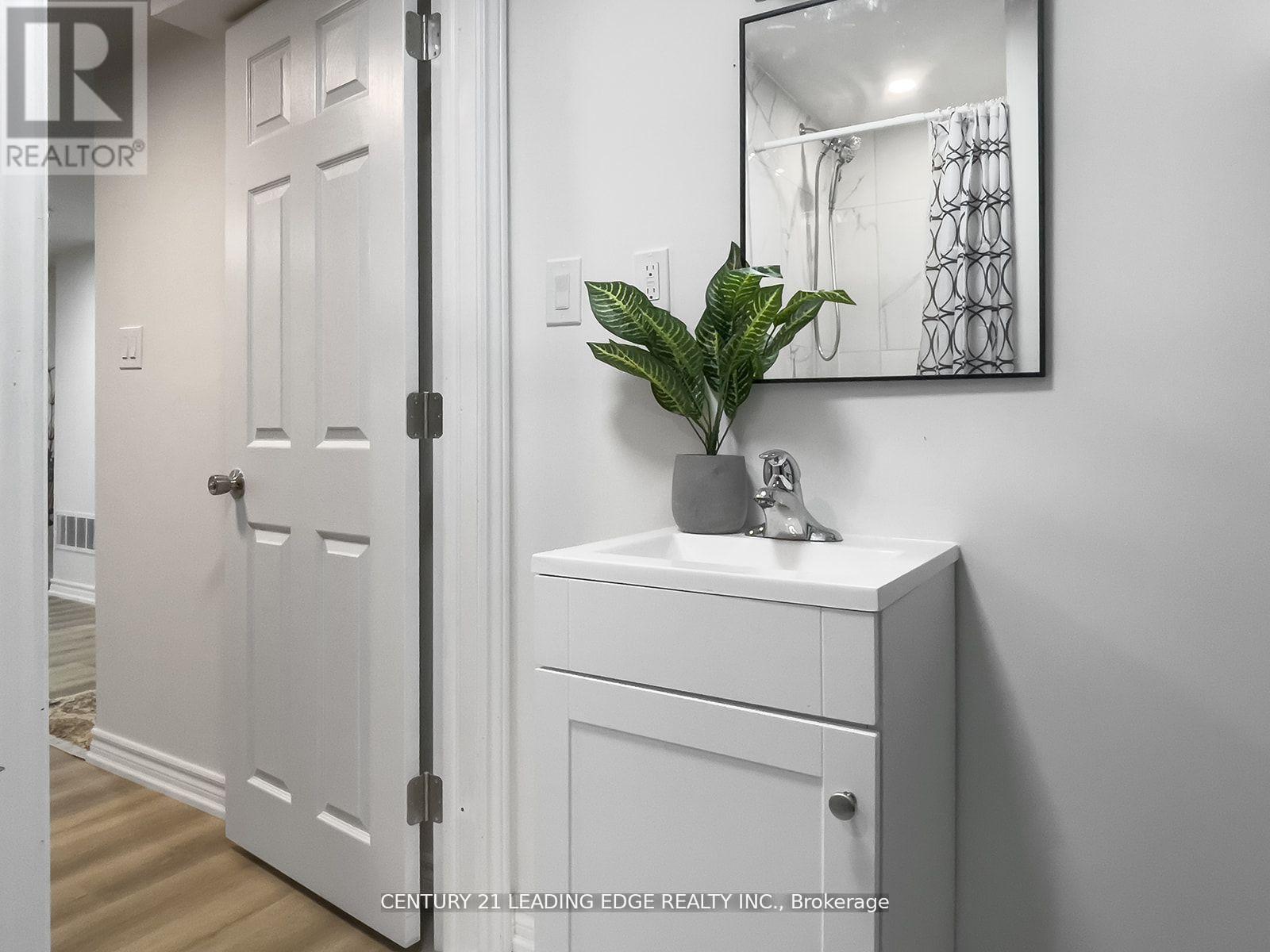 A - 117 Riveside Drive N, Oshawa, Ontario  L1G 6J6 - Photo 16 - E12512558