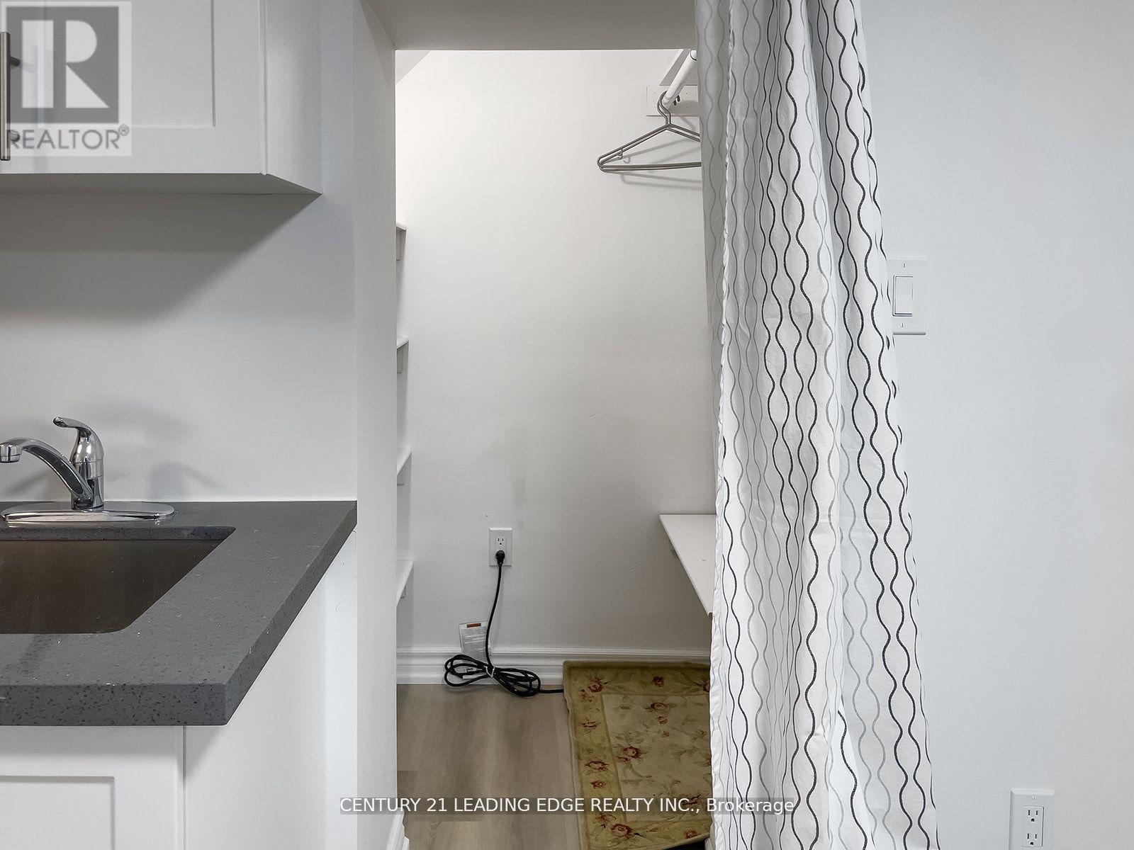 A - 117 Riveside Drive N, Oshawa, Ontario  L1G 6J6 - Photo 19 - E12512558