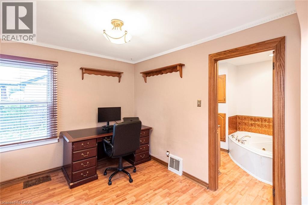 22 Mahony Avenue, Hamilton, Ontario  L8H 3C4 - Photo 14 - 40785865