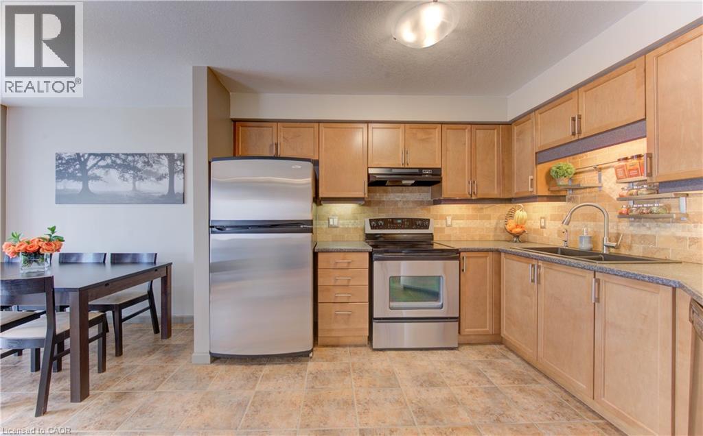 63 Swartz Street, Kitchener, Ontario  N2E 4A6 - Photo 6 - 40785836