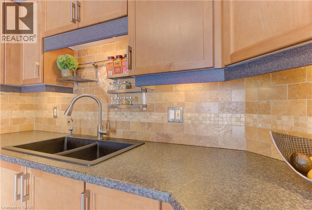 63 Swartz Street, Kitchener, Ontario  N2E 4A6 - Photo 8 - 40785836