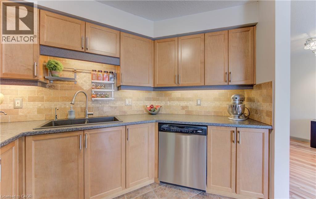 63 Swartz Street, Kitchener, Ontario  N2E 4A6 - Photo 9 - 40785836