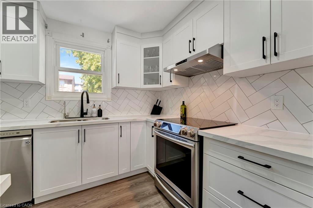 175 Cedar Street Unit# 37, Cambridge, Ontario  N1S 4X9 - Photo 2 - 40785792