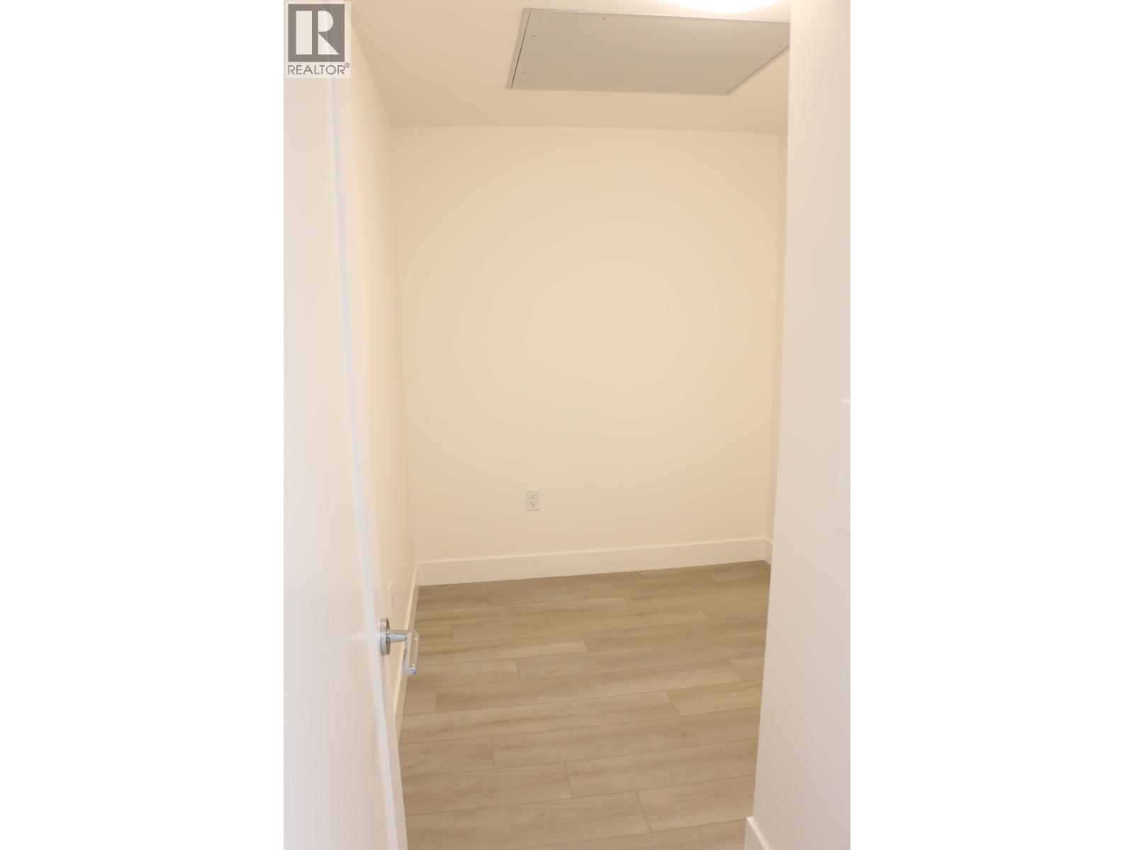 308 22633 Selkirk Avenue, Maple Ridge, British Columbia  V2X 1C7 - Photo 17 - R3064977