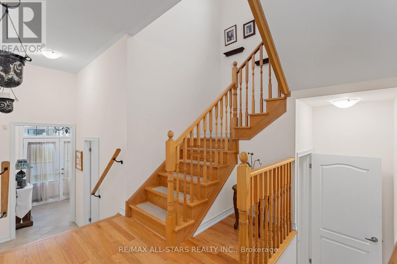 88 Connell Drive, Georgina, Ontario  L4P 0K3 - Photo 19 - N12512312