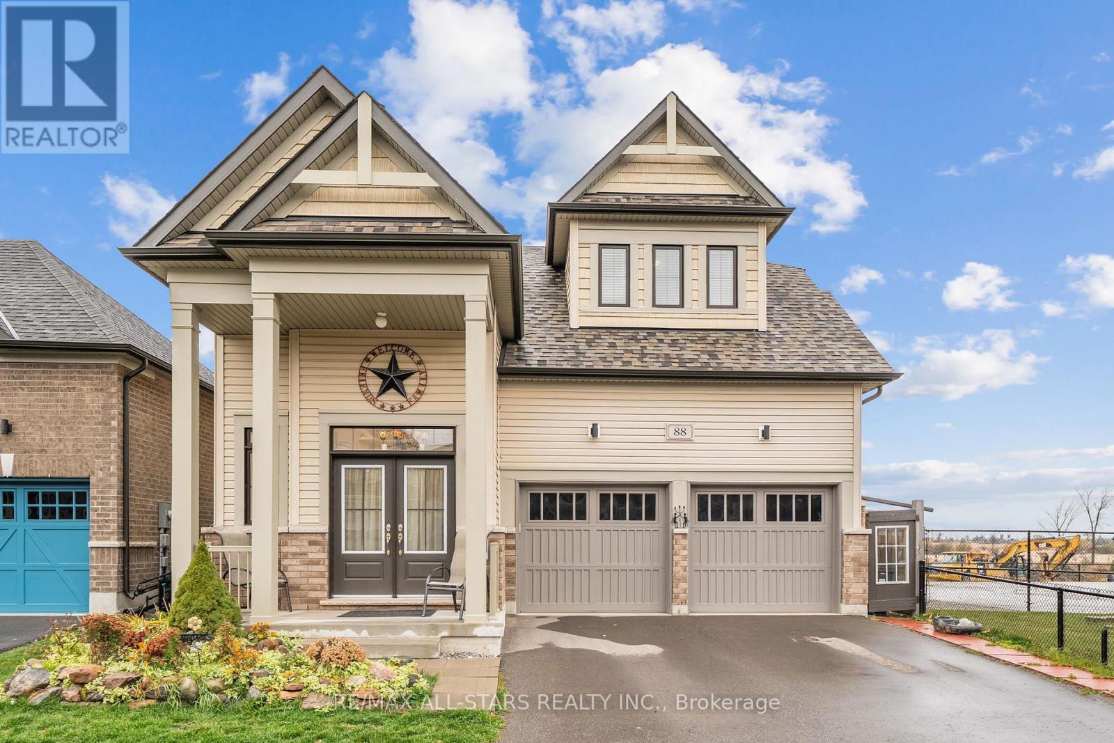 88 Connell Drive, Georgina, Ontario  L4P 0K3 - Photo 2 - N12512312