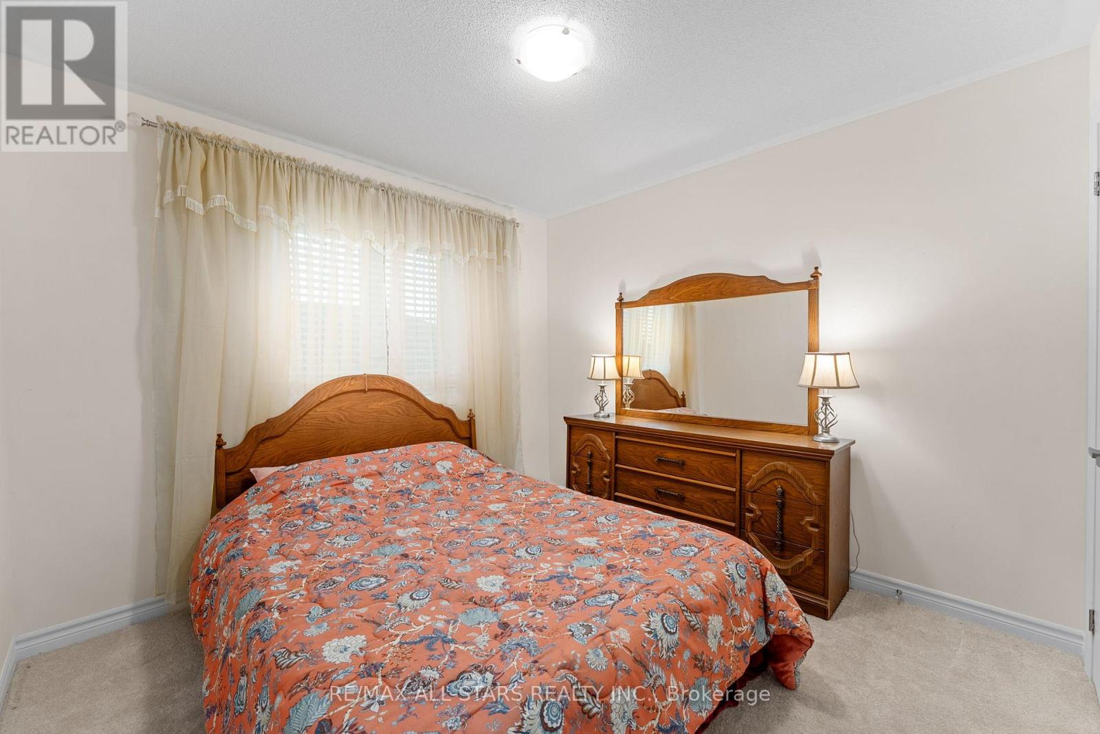 88 Connell Drive, Georgina, Ontario  L4P 0K3 - Photo 27 - N12512312