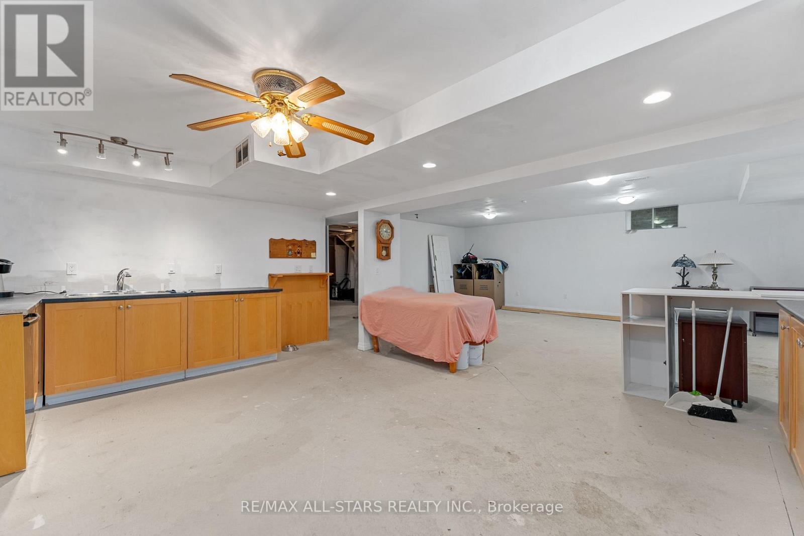 88 Connell Drive, Georgina, Ontario  L4P 0K3 - Photo 35 - N12512312