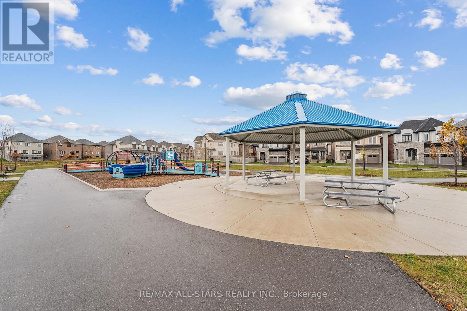 88 Connell Drive, Georgina, Ontario  L4P 0K3 - Photo 45 - N12512312