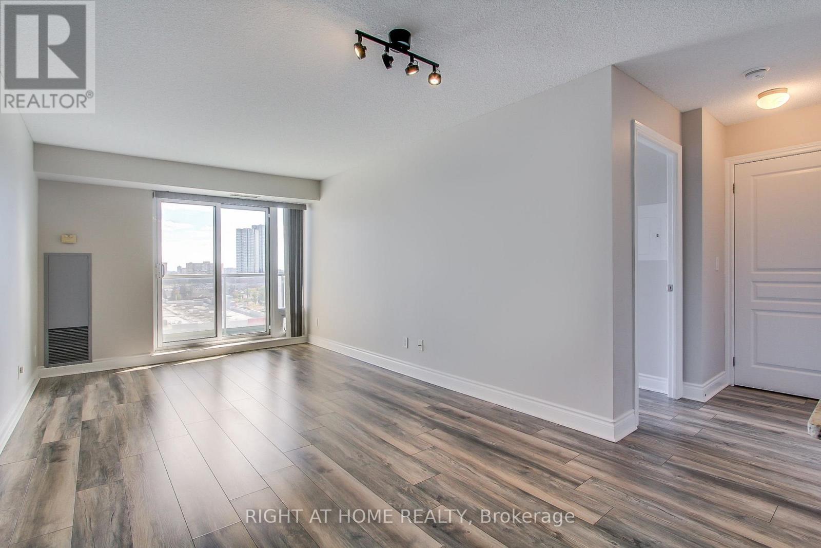 712 - 7 North Park Road, Vaughan, Ontario  L4J 0C9 - Photo 17 - N12512344