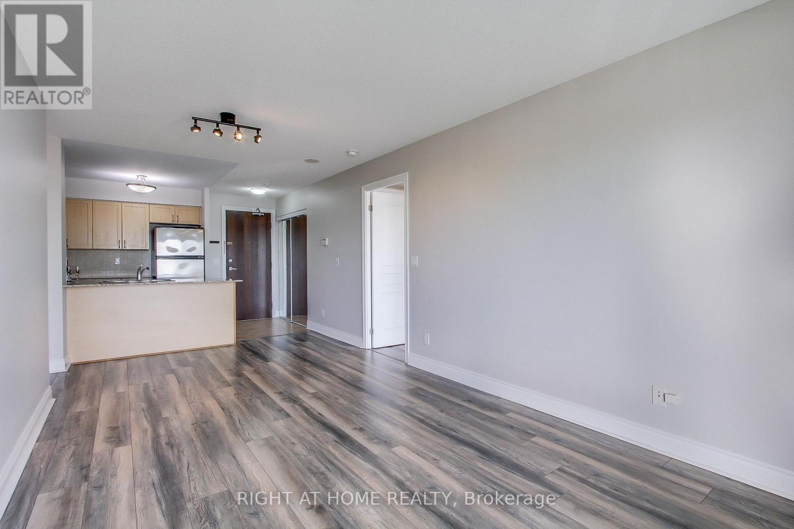 712 - 7 North Park Road, Vaughan, Ontario  L4J 0C9 - Photo 22 - N12512344