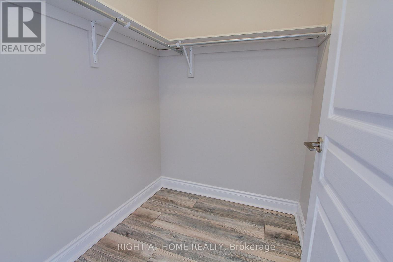 712 - 7 North Park Road, Vaughan, Ontario  L4J 0C9 - Photo 28 - N12512344