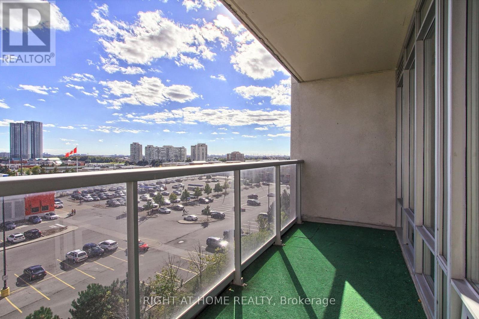 712 - 7 North Park Road, Vaughan, Ontario  L4J 0C9 - Photo 36 - N12512344