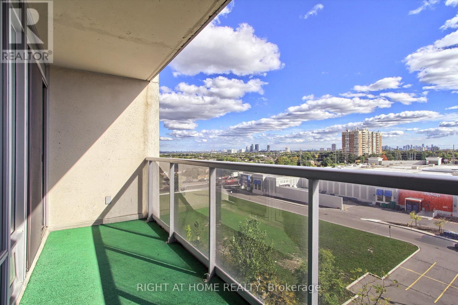 712 - 7 North Park Road, Vaughan, Ontario  L4J 0C9 - Photo 37 - N12512344