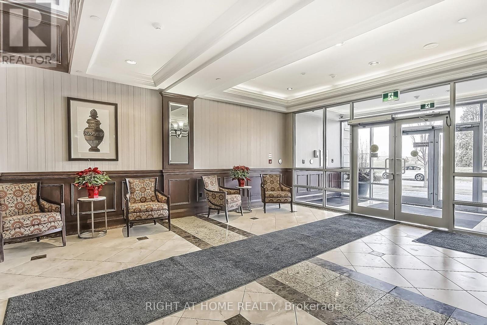 712 - 7 North Park Road, Vaughan, Ontario  L4J 0C9 - Photo 4 - N12512344