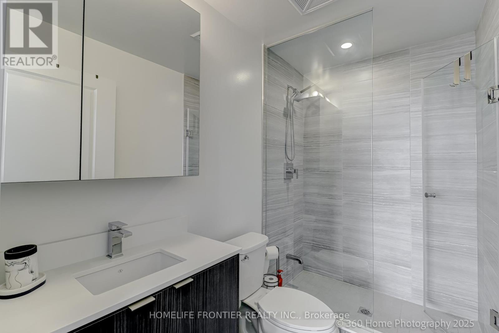 904 - 100 Eagle Rock Way W, Vaughan, Ontario  L6A 5B9 - Photo 6 - N12512432