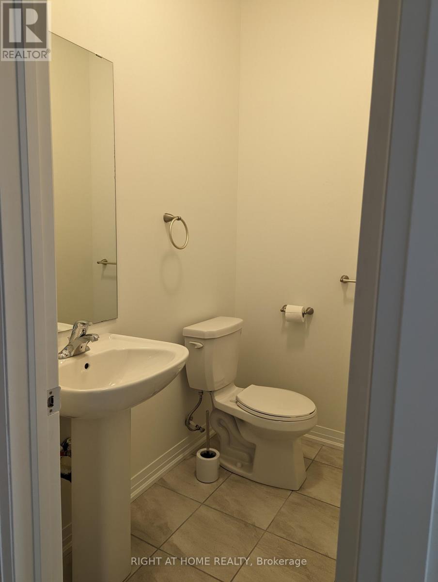 7 Carneros Way, Markham, Ontario  L6B 1R2 - Photo 11 - N12512474