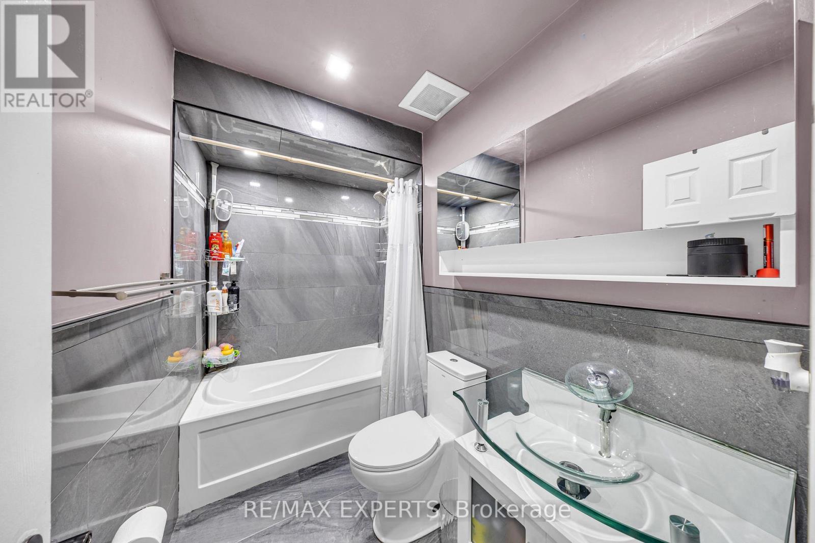 945 Nantyr Drive, Innisfil, Ontario  L9S 1S7 - Photo 11 - N12512482