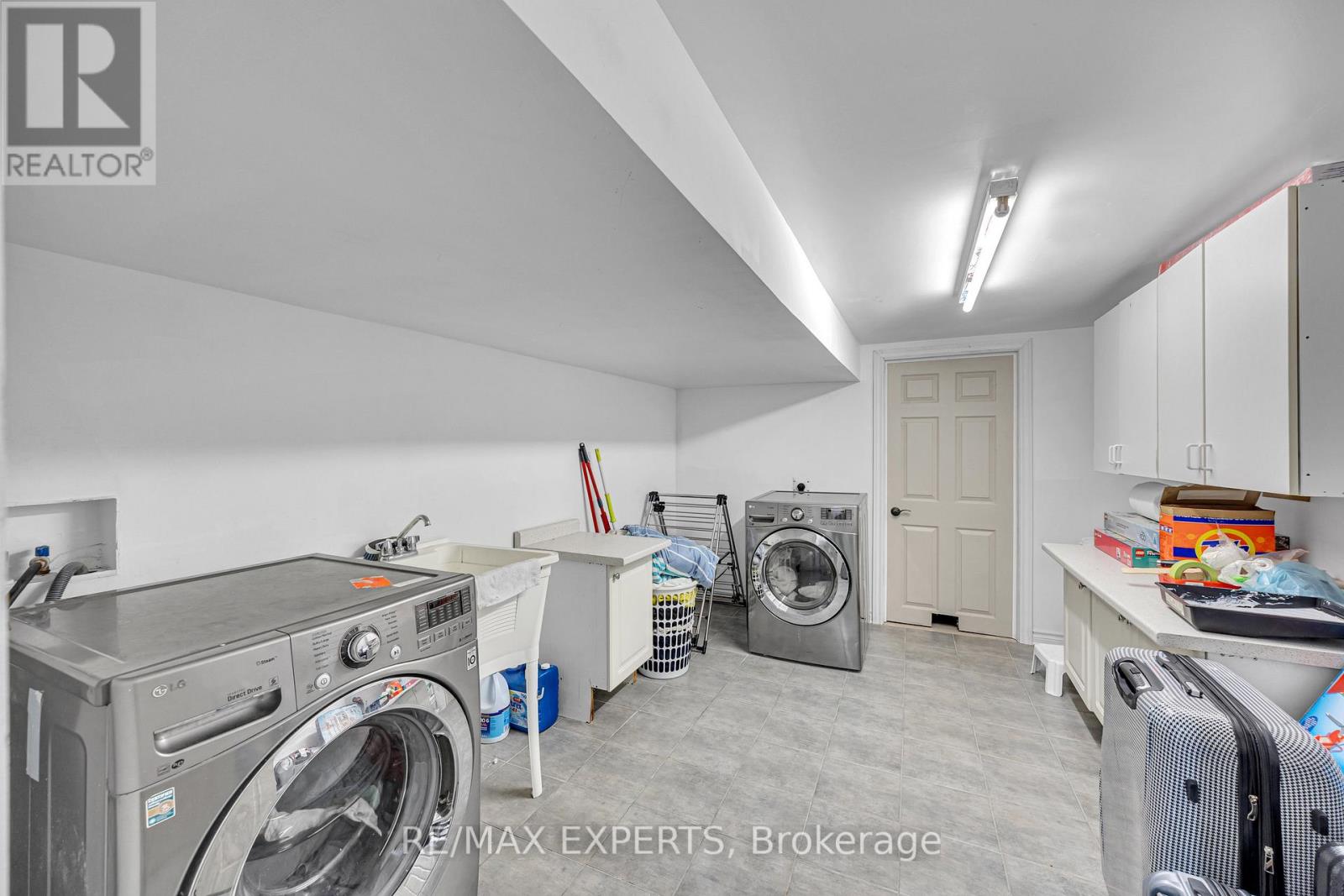 945 Nantyr Drive, Innisfil, Ontario  L9S 1S7 - Photo 15 - N12512482