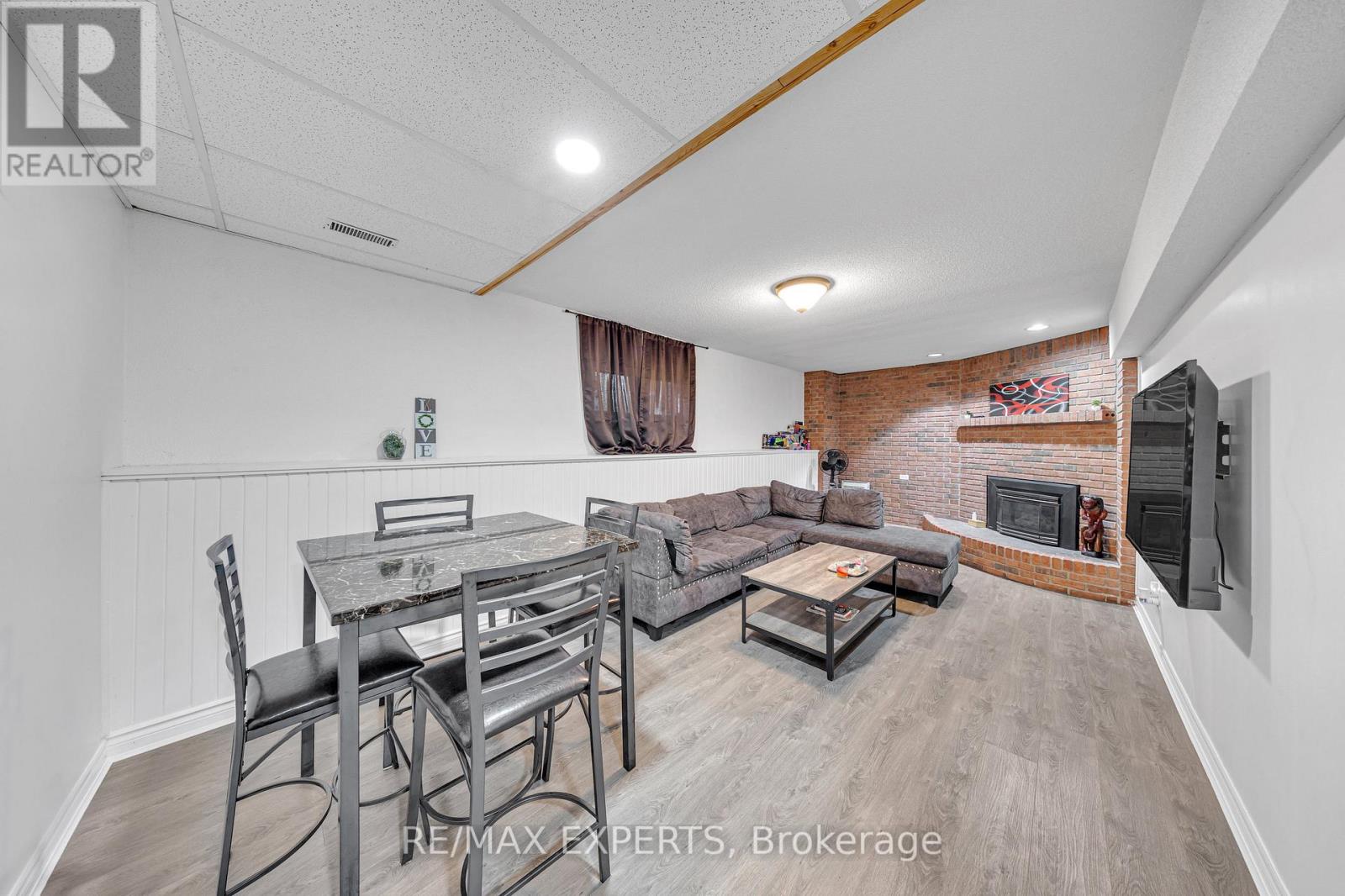 945 Nantyr Drive, Innisfil, Ontario  L9S 1S7 - Photo 17 - N12512482